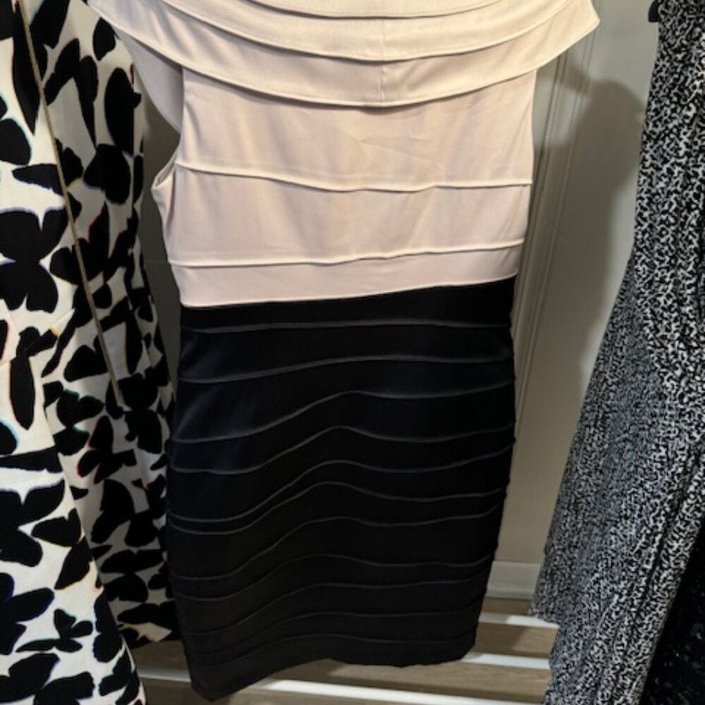 JONES WEAR DRESS - Picture 3 of 9